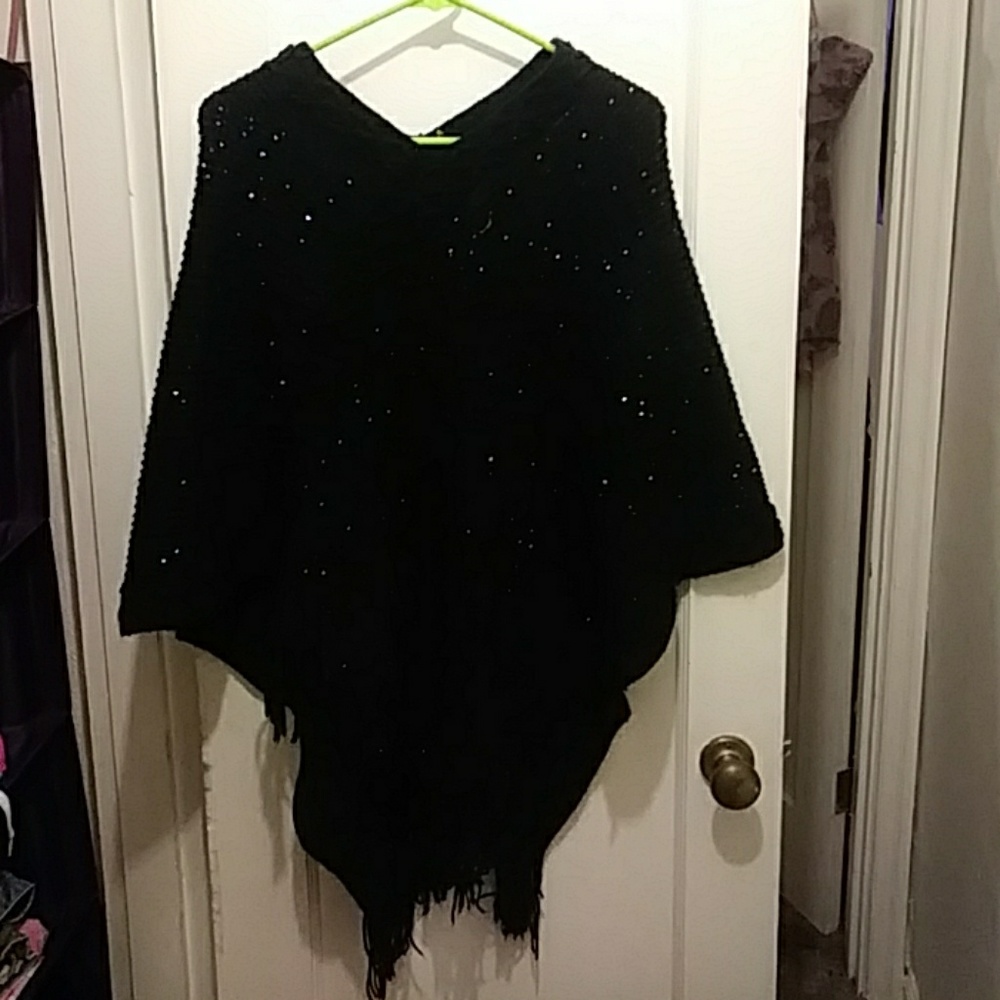Black sparkly shawl w/ sequins